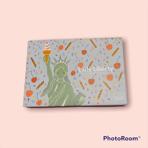 Lady Liberty eyeshadow palette - Picture 2 of 2